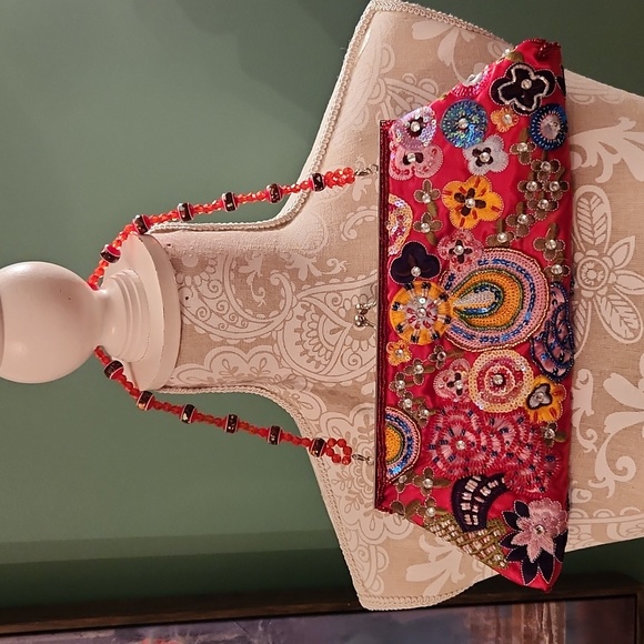 Beaded purse red and multi color - Picture 2 of 10